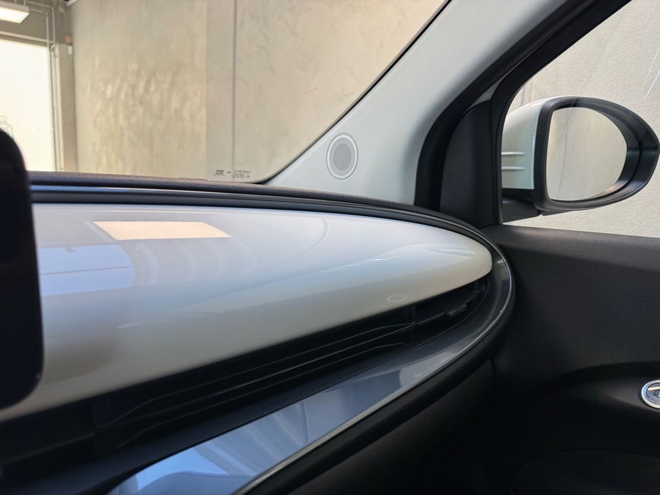 Fiat 500e 42 Icon 3d