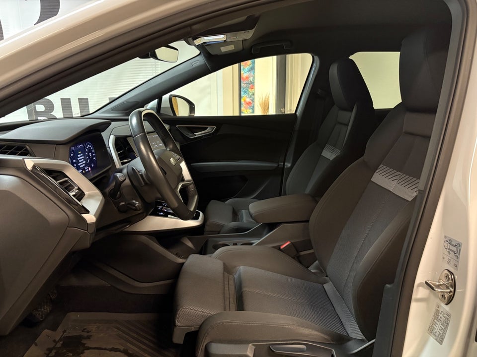 Audi Q4 e-tron 40 Advanced 5d