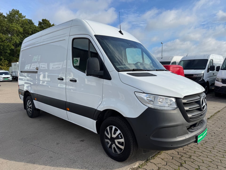 Mercedes Sprinter 317 2,0 CDi A2 Kassevogn aut. RWD
