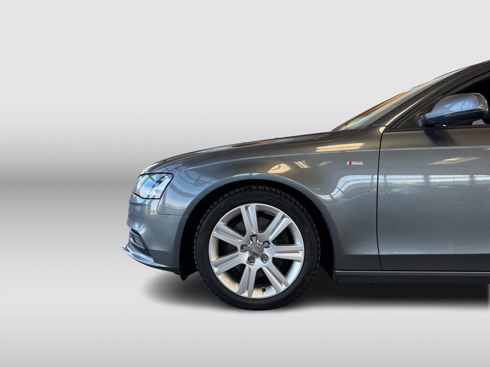 Audi A4 2,0 TDi 136 S-line Avant 5d