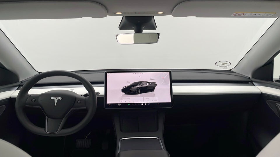 Tesla Model Y Long Range AWD 5d