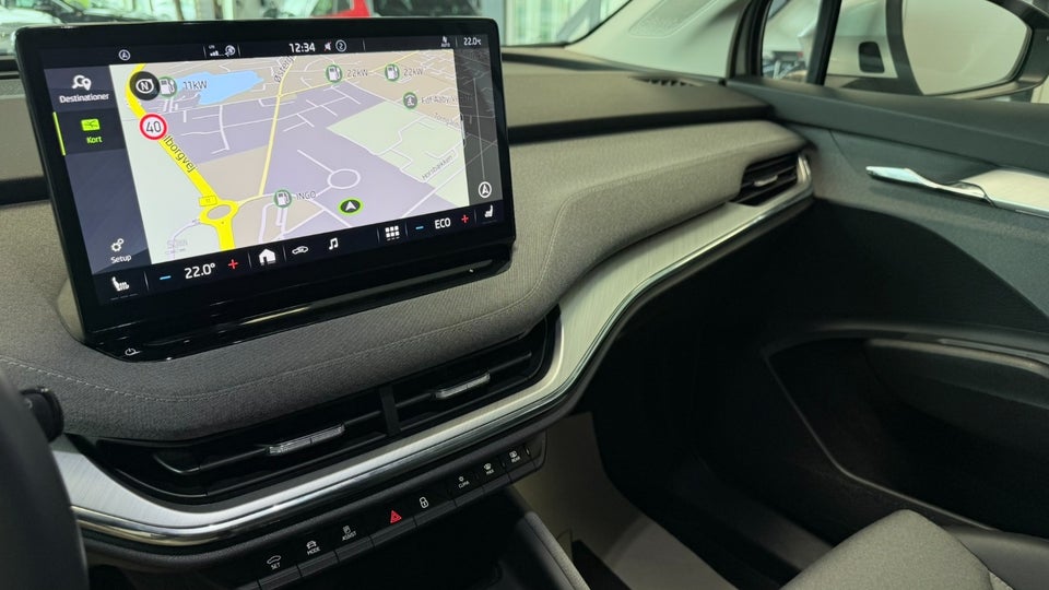 Skoda Enyaq 80 iV Loft 5d