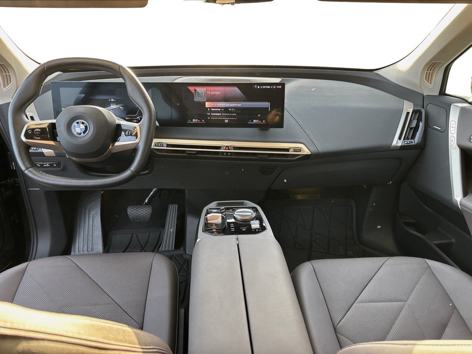 BMW iX xDrive40 Innovation 5d