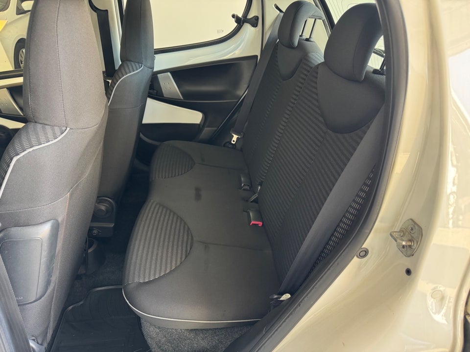 Peugeot 108 1,0 e-VTi 69 Active TOP! 5d