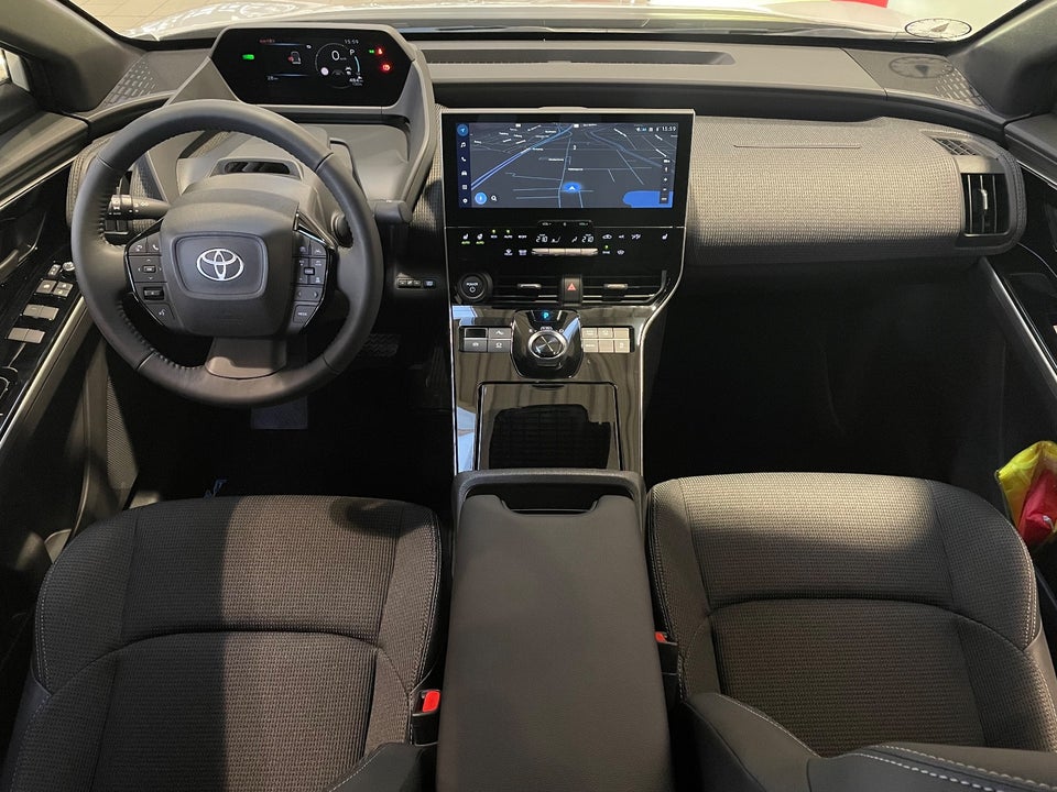 Toyota bZ4X Active 5d