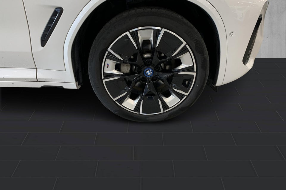 BMW iX3 Charged Plus M-Sport 5d