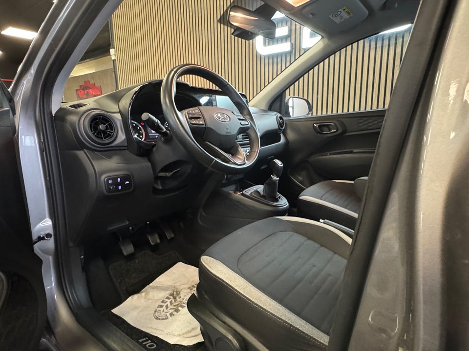 Hyundai i10 1,0 MPi Essential 5d