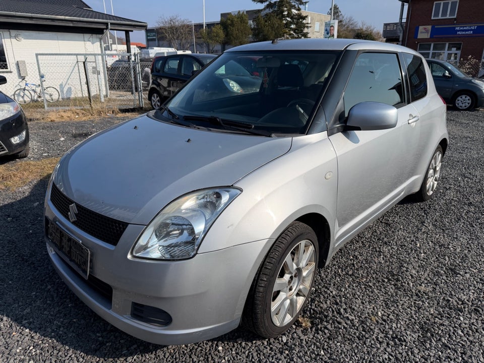 Suzuki Swift 1,3 GL-A 3d