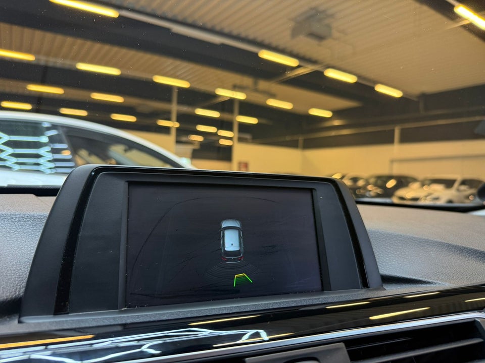 BMW 320d 2,0 Touring Advantage aut. 5d