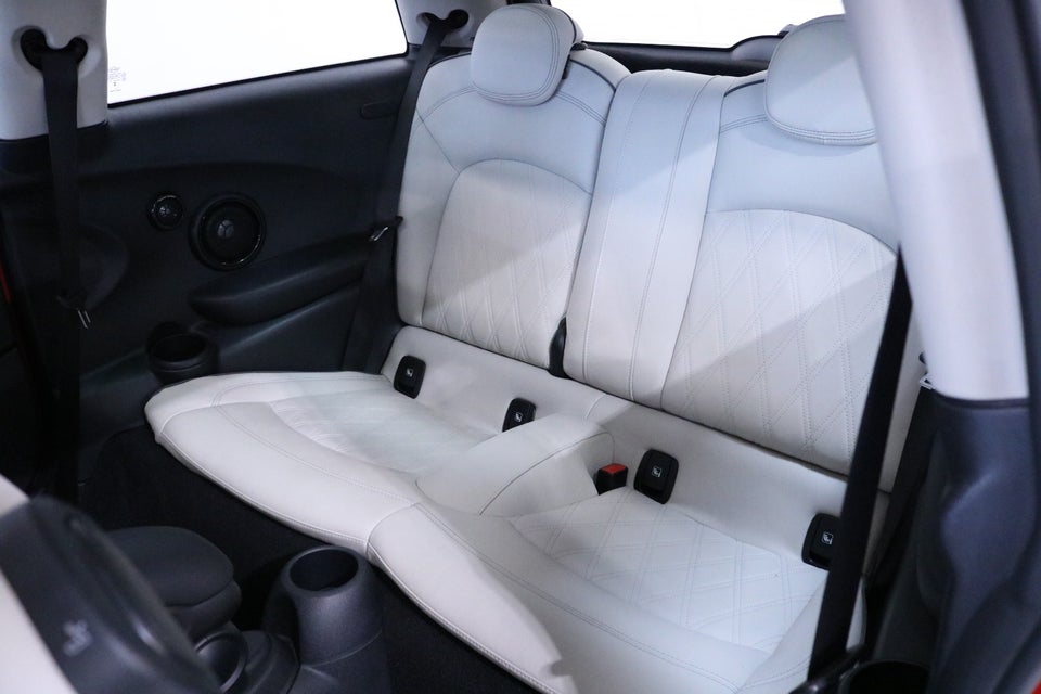 MINI Cooper SE Edition Premium Plus 3d