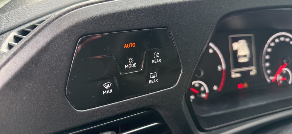 VW Caddy 2,0 TDi 102 Cargo