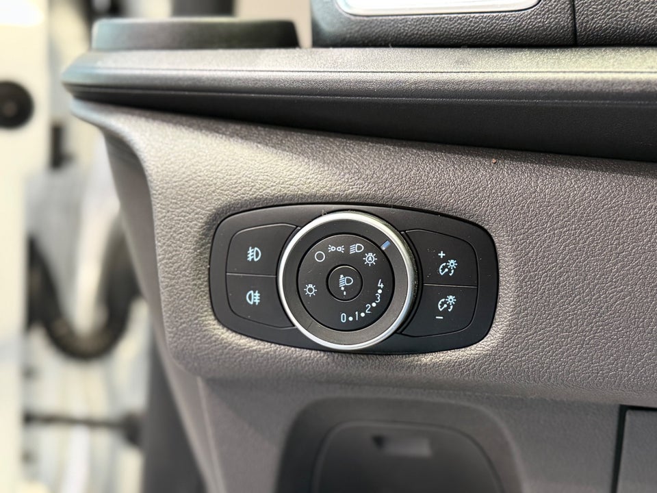 Ford Transit Custom 320L 2,0 TDCi 185 Sport