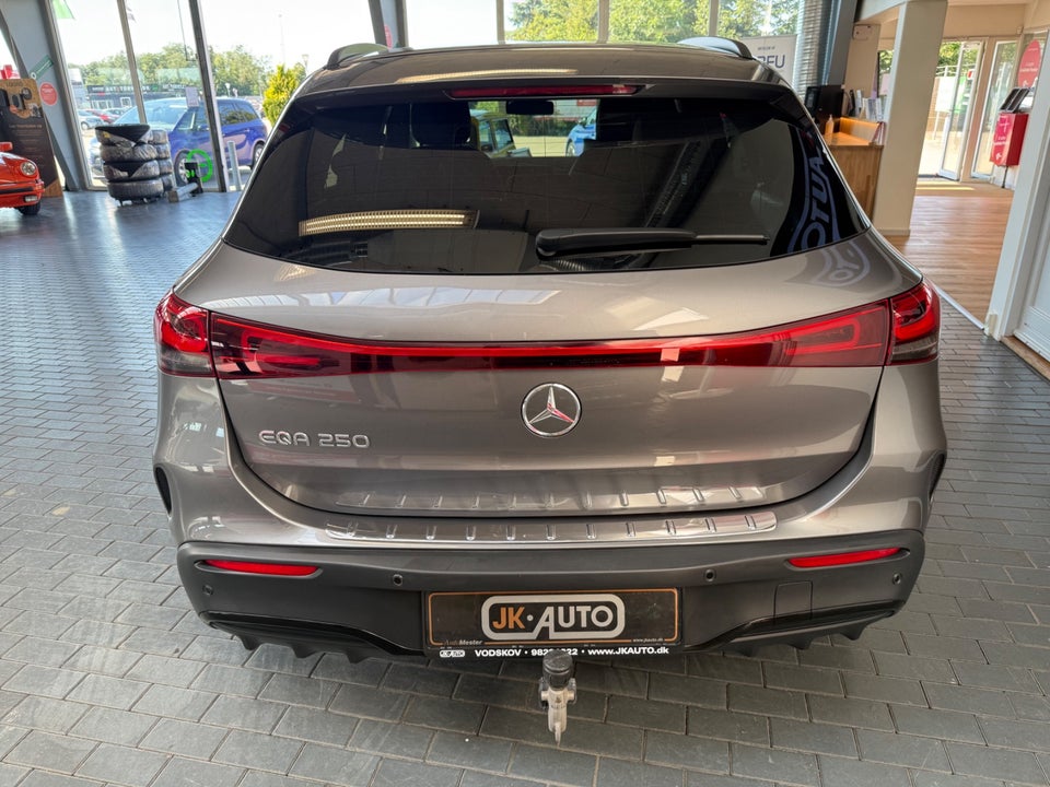 Mercedes EQA250 AMG Line 5d