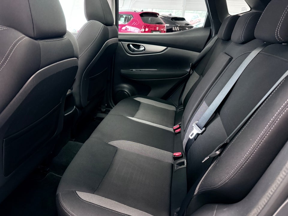 Nissan Qashqai 1,5 dCi 110 N-Connecta 5d