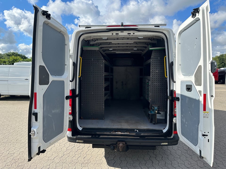 VW Crafter 35 2,0 TDi 140 Kassevogn L3H2