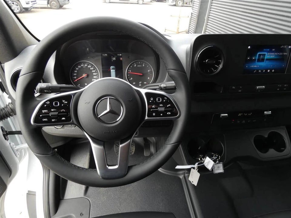 Mercedes Sprinter 319 2,0 CDi A2 Kassevogn PRO aut. AWD