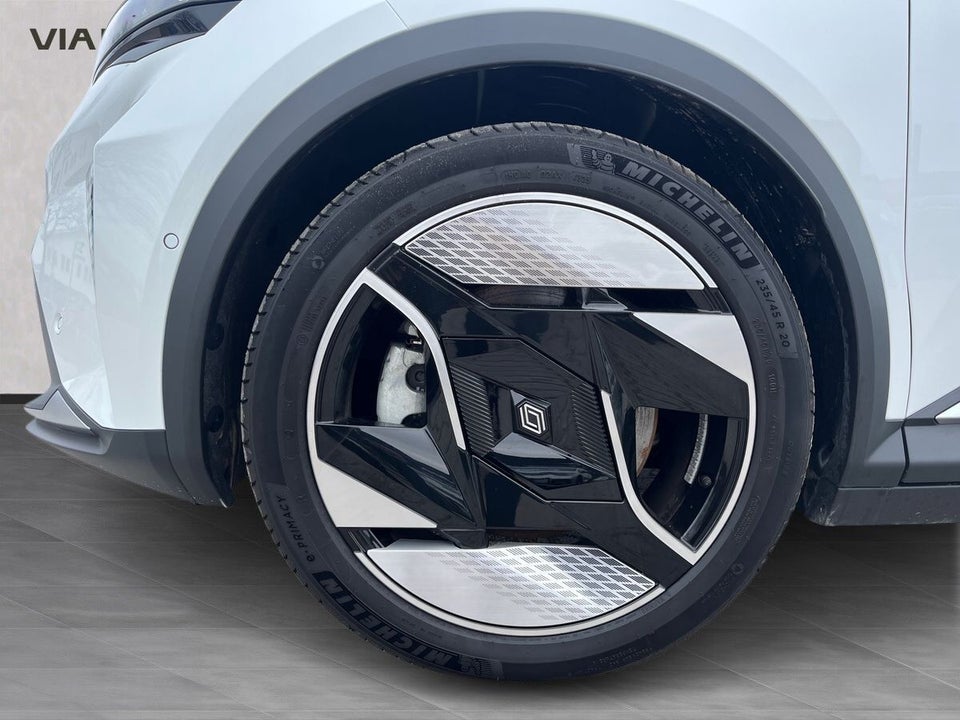 Renault Scenic E-Tech 87 Iconic 5d