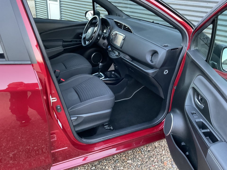 Toyota Yaris 1,5 Hybrid H2 Style e-CVT 5d