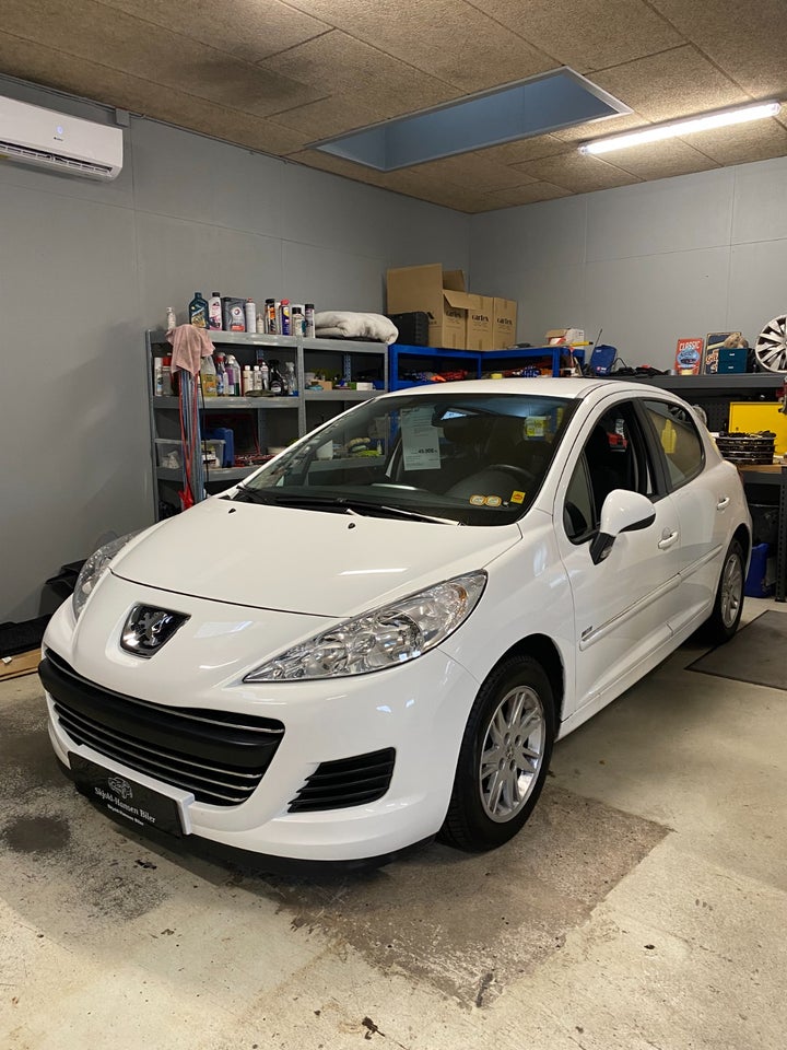 Peugeot 207 1,6 HDi 90 5d