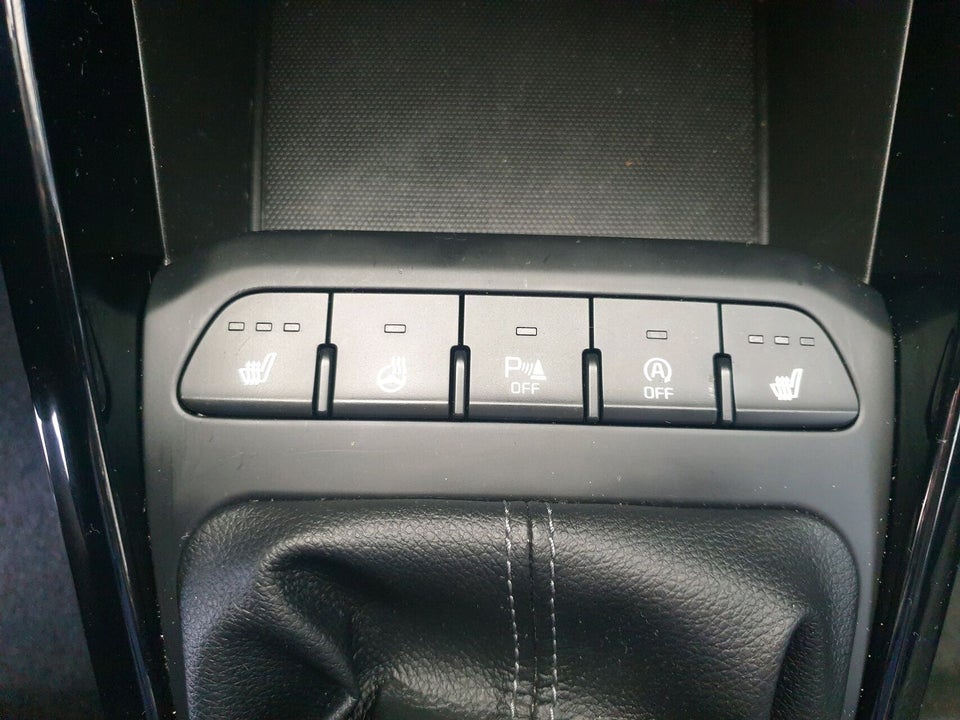 Kia Stonic 1,0 T-GDi Attraction+ 5d