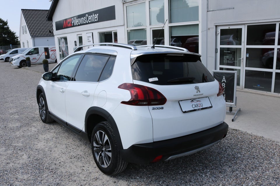 Peugeot 2008 1,6 BlueHDi 100 Allure 5d