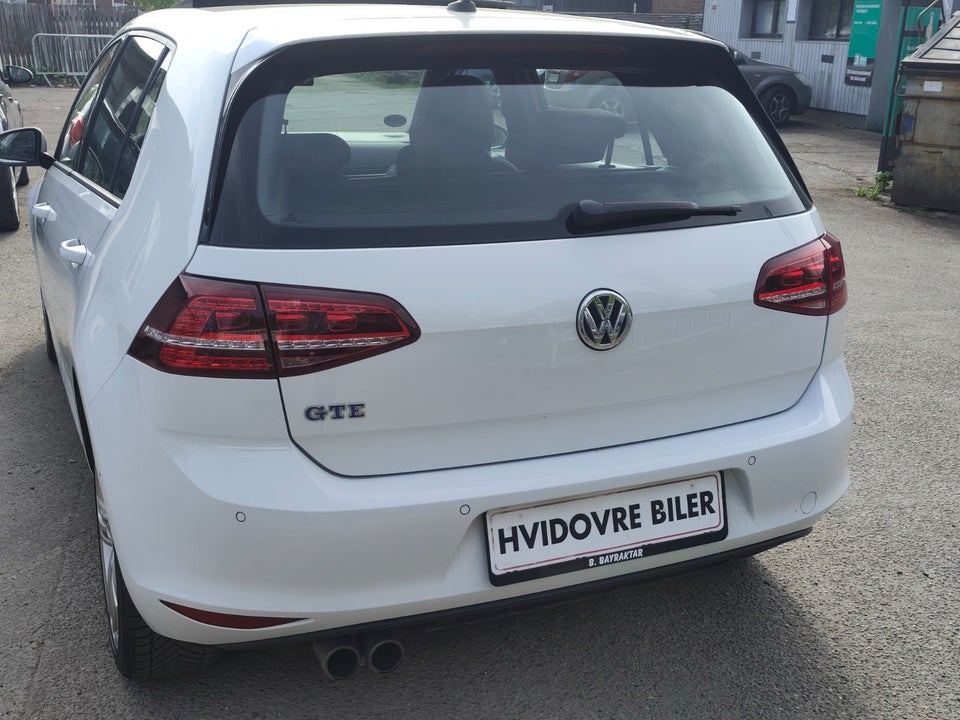 VW Golf VII 1,4 GTE Highline DSG 5d