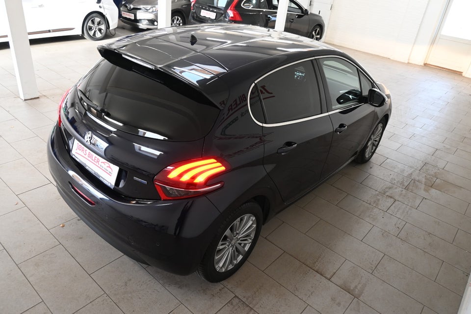 Peugeot 208 1,6 BlueHDi 100 Desire 5d