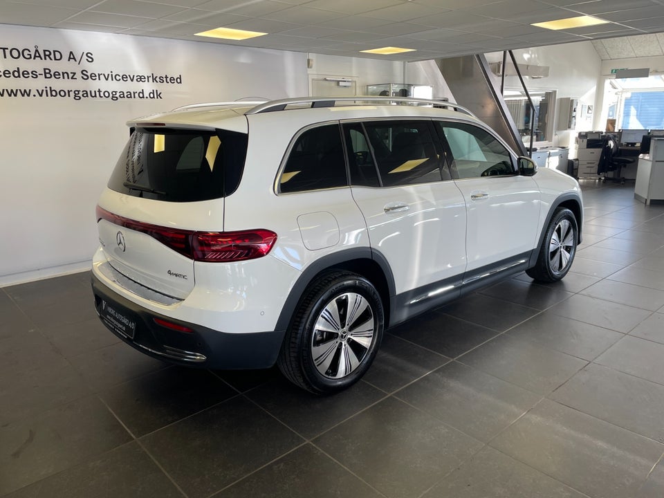 Mercedes EQB300 Progressive 4Matic 5d