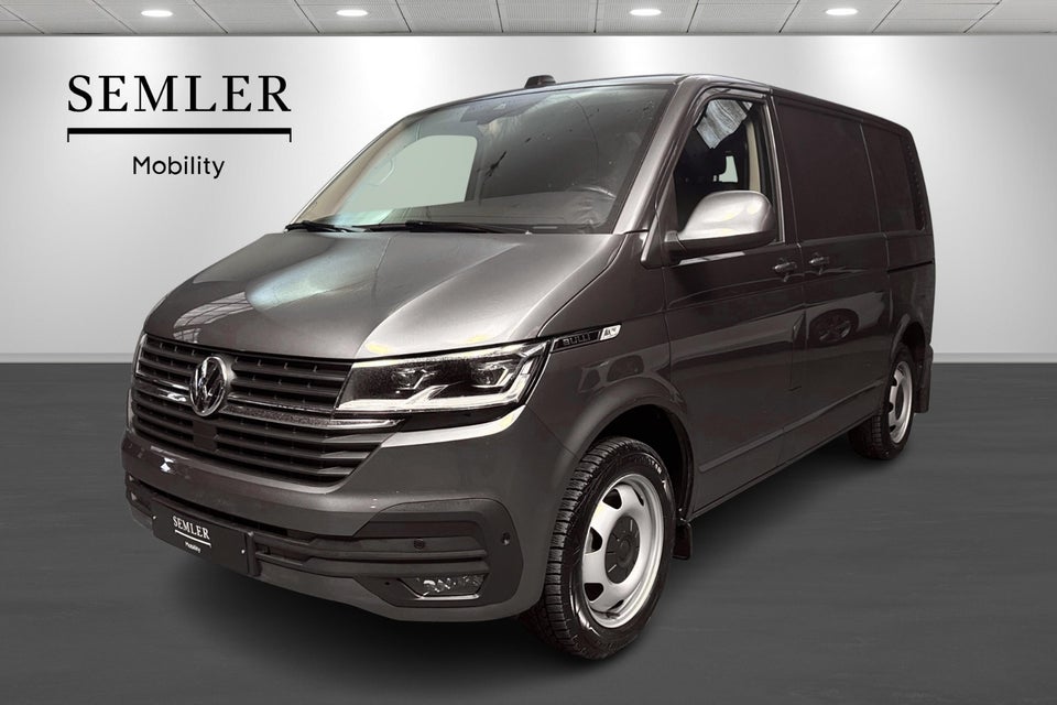 VW Transporter 2,0 TDi 204 Kassevogn DSG kort