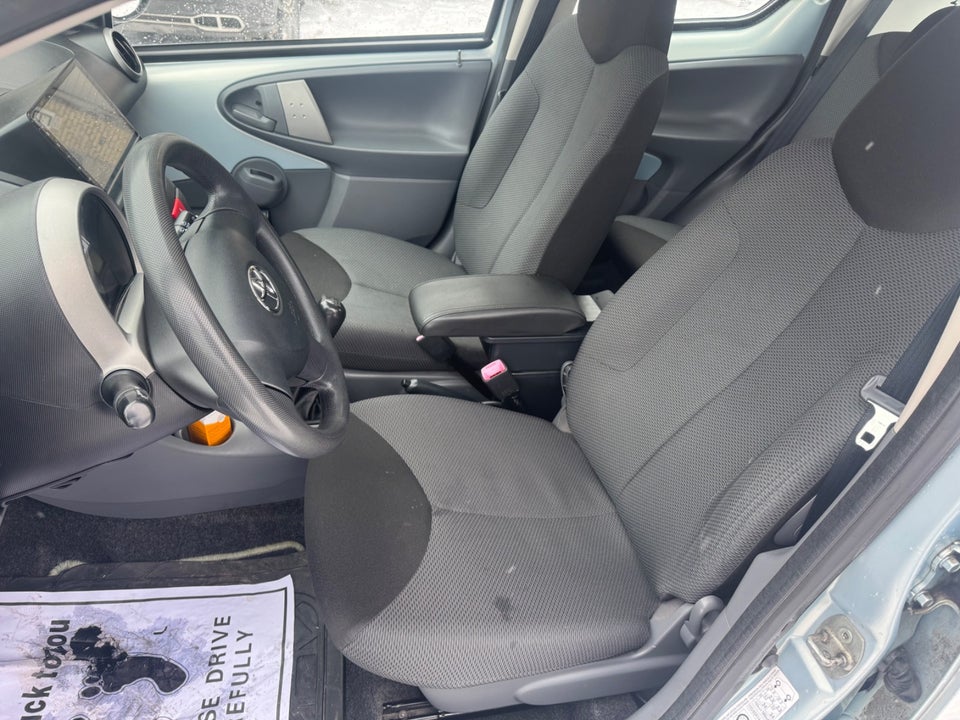 Toyota Aygo 1,0 Plus 5d