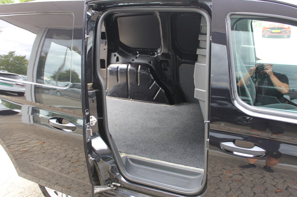 VW Caddy 2,0 TDi 102 Cargo