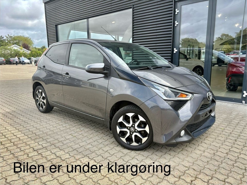 Toyota Aygo 1,0 VVT-i x-press 5d
