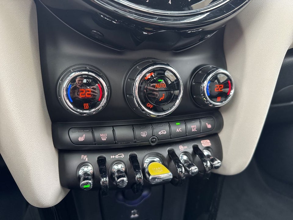 MINI Cooper SE Classic Trim 3d