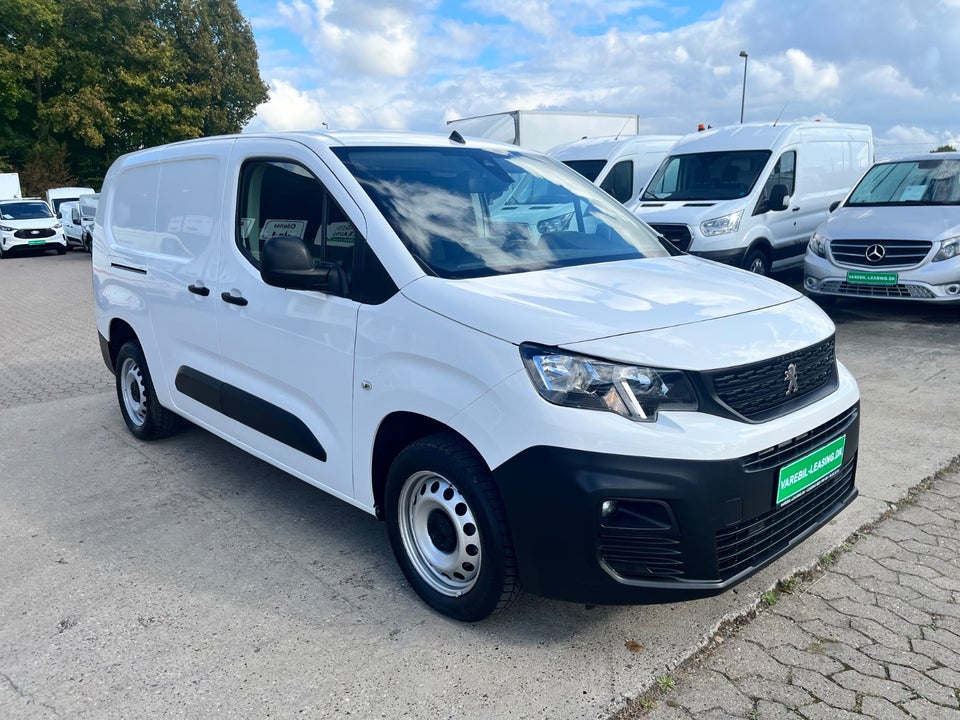Peugeot Partner 1,5 BlueHDi 100 L2V2 Ultimate Van
