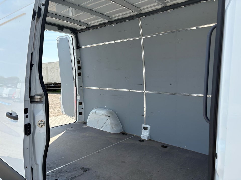 Mercedes Sprinter 214 2,2 CDi A2 Kassevogn aut. FWD