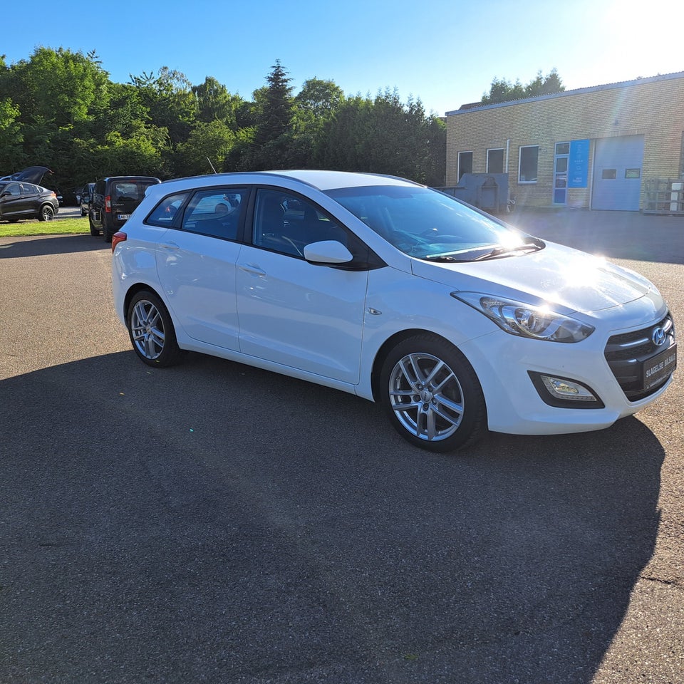 Hyundai i30 1,6 CRDi 110 Active+ 5d