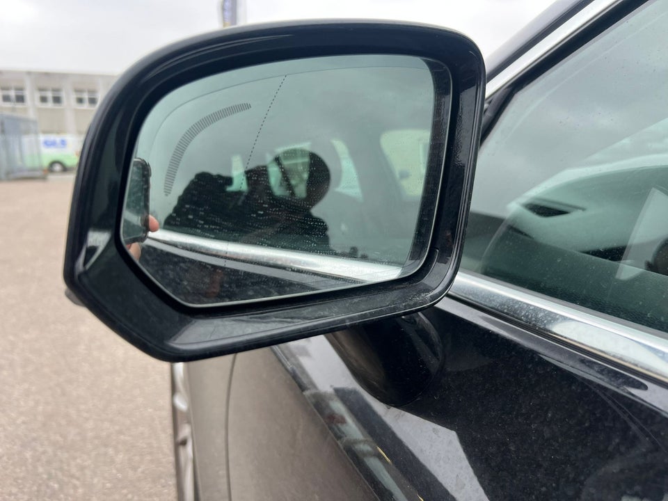 Volvo V60 2,0 B4 197 Inscription aut. 5d