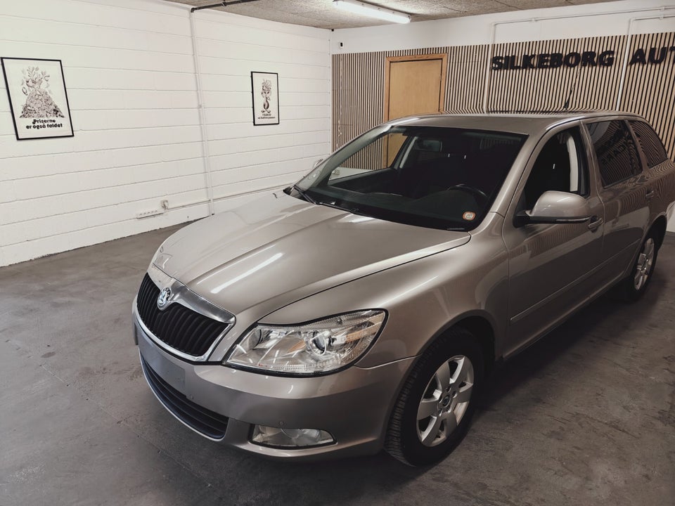 Skoda Octavia 1,4 TSi 122 Ambiente Combi 5d