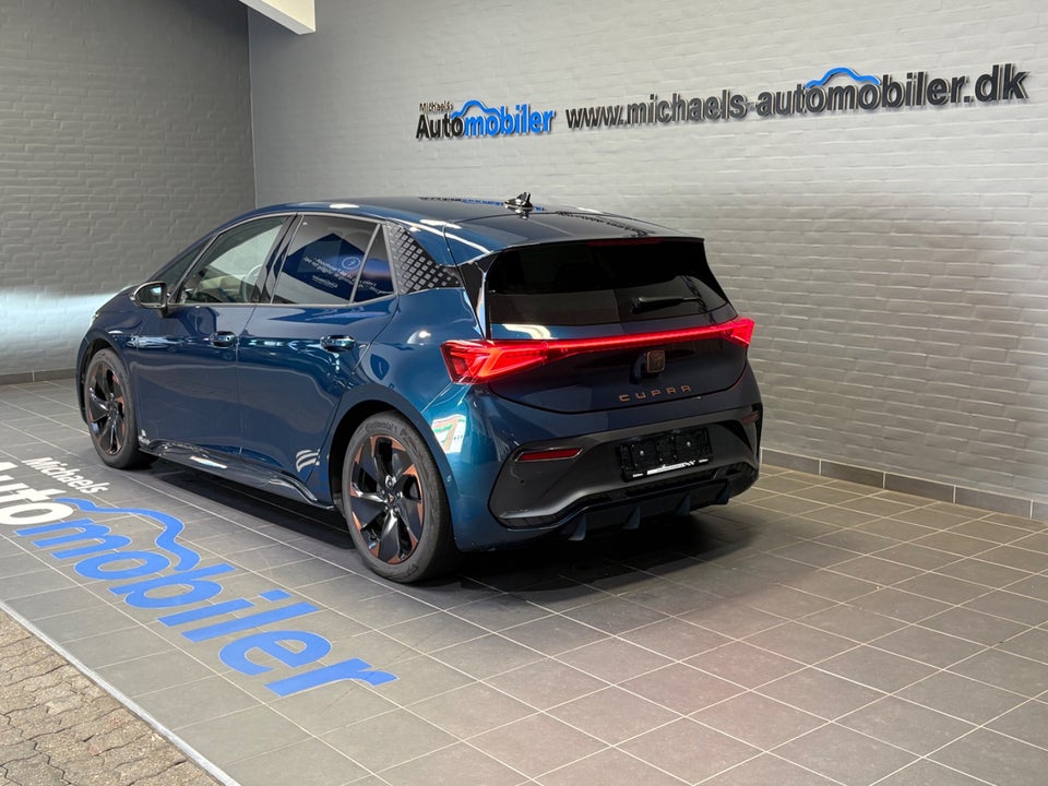 Cupra Born 77 e-Boost Dinamica Pack High 5d