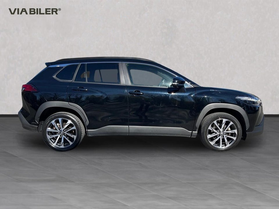 Toyota Corolla Cross 2,0 Hybrid Style CVT 5d