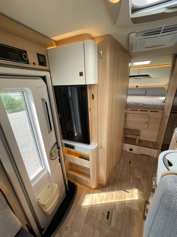 Hymer B-MC i550 2,2 CDi 170 aut. 2d