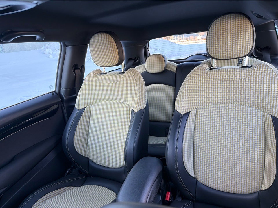 MINI Cooper SE Resolute Edition 3d