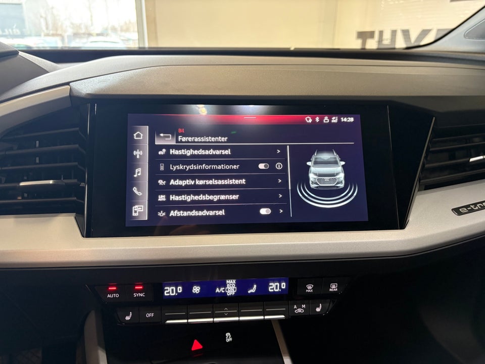 Audi Q4 e-tron 40  5d