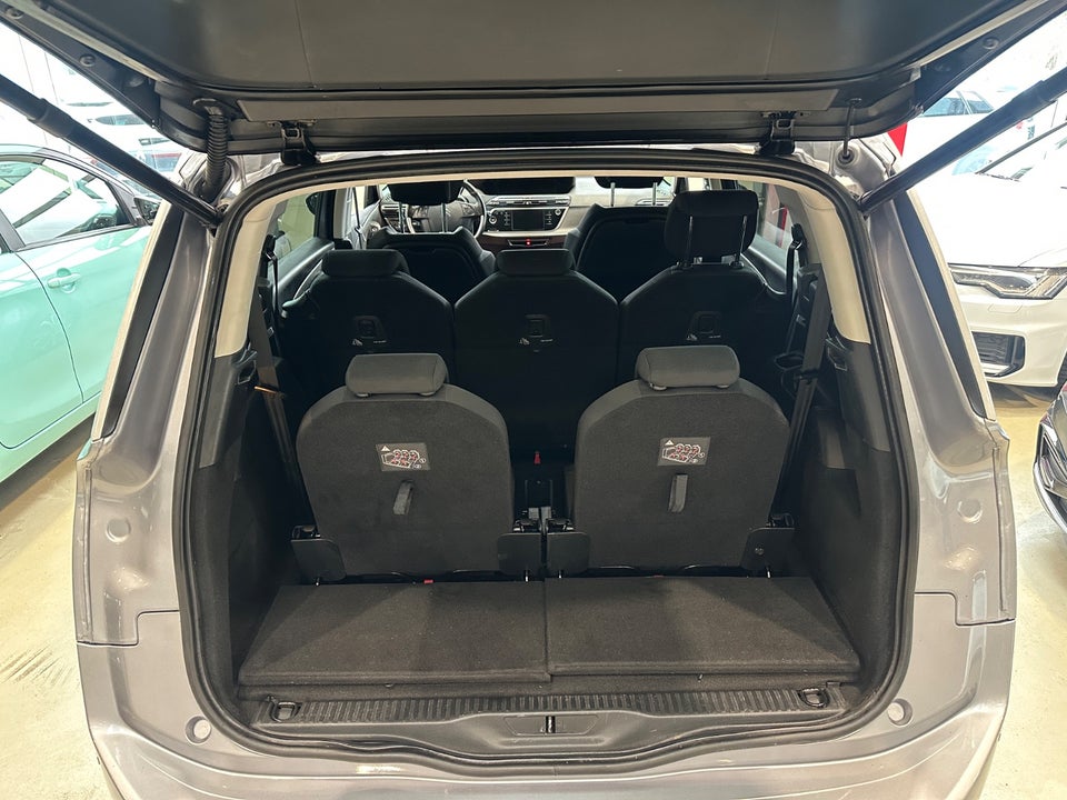 Citroën Grand C4 SpaceTourer 1,5 BlueHDi 130 Executive EAT8 7prs 5d