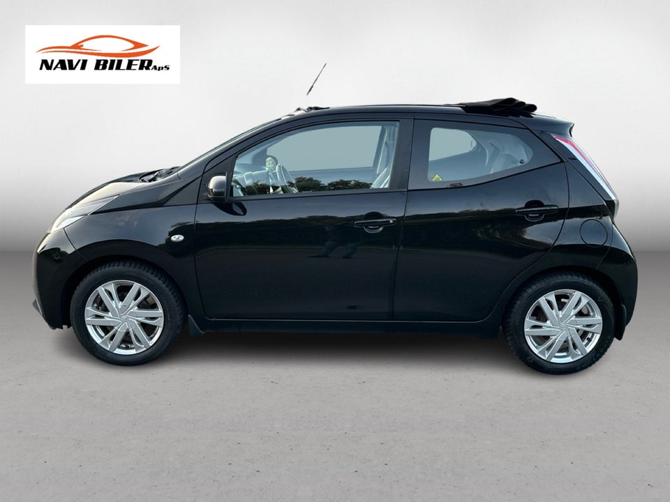 Toyota Aygo 1,0 VVT-i x-sky 5d