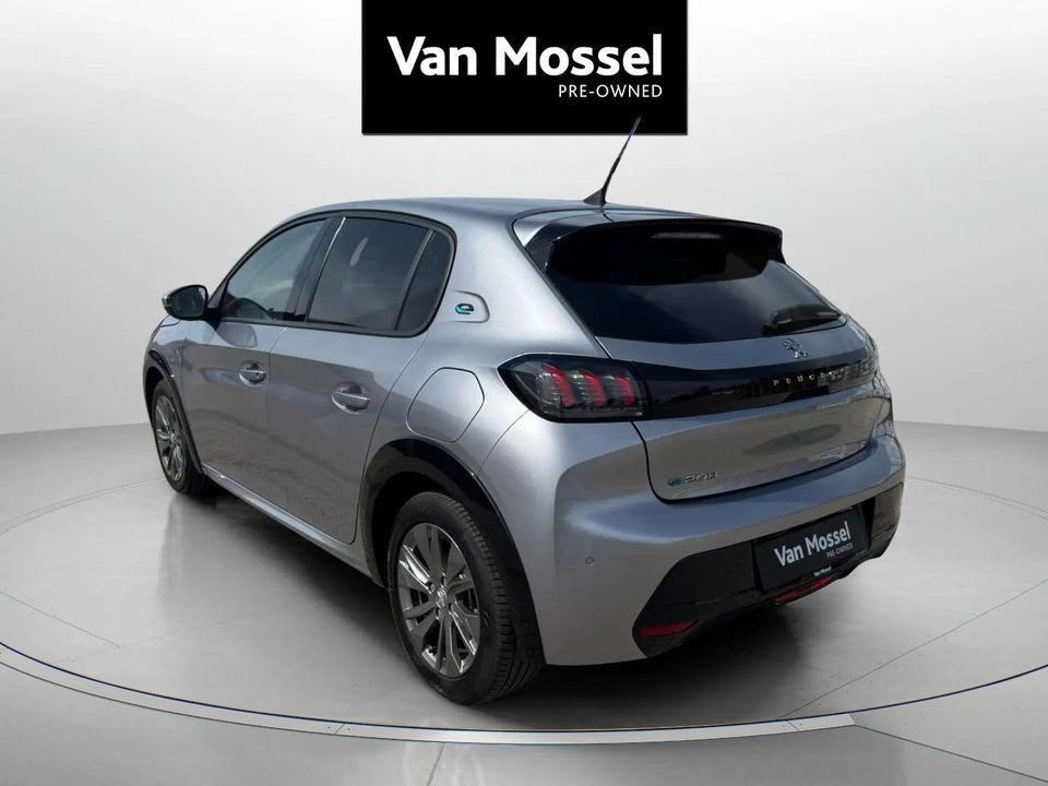 Peugeot e-208 50 GT 5d