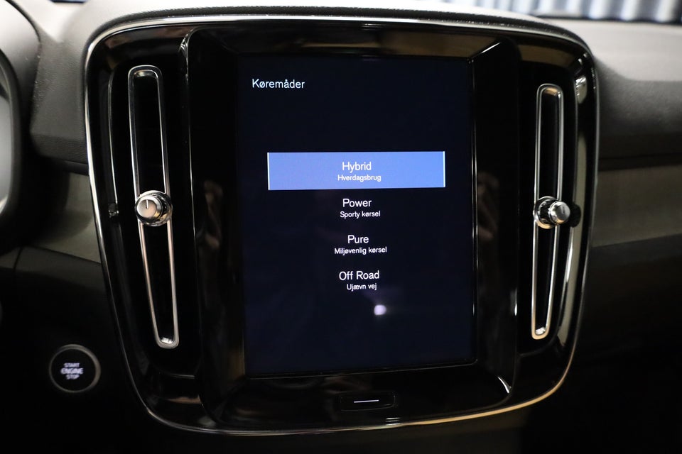 Volvo XC40 1,5 T4 ReCharge Inscription aut. 5d