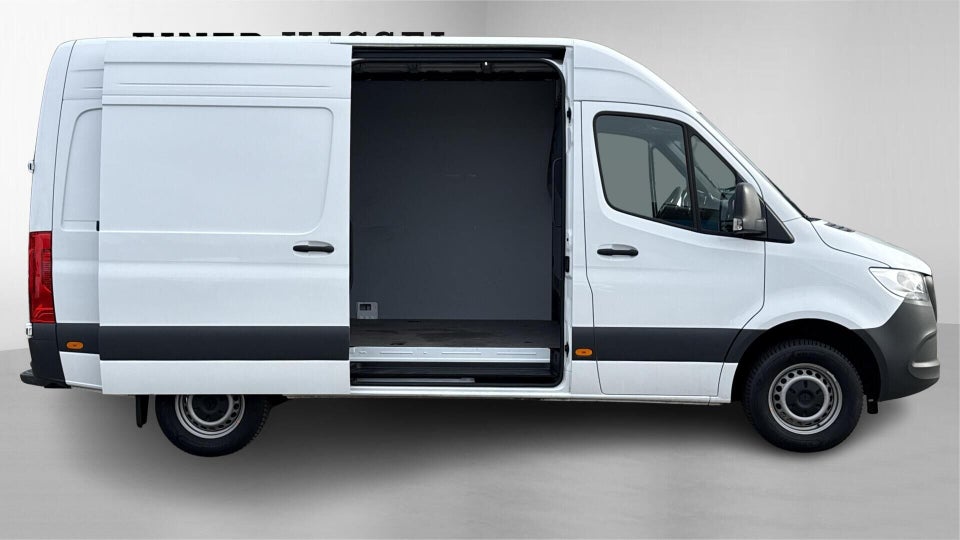 Mercedes Sprinter 317 2,0 CDi A2 Kassevogn PRO aut. RWD
