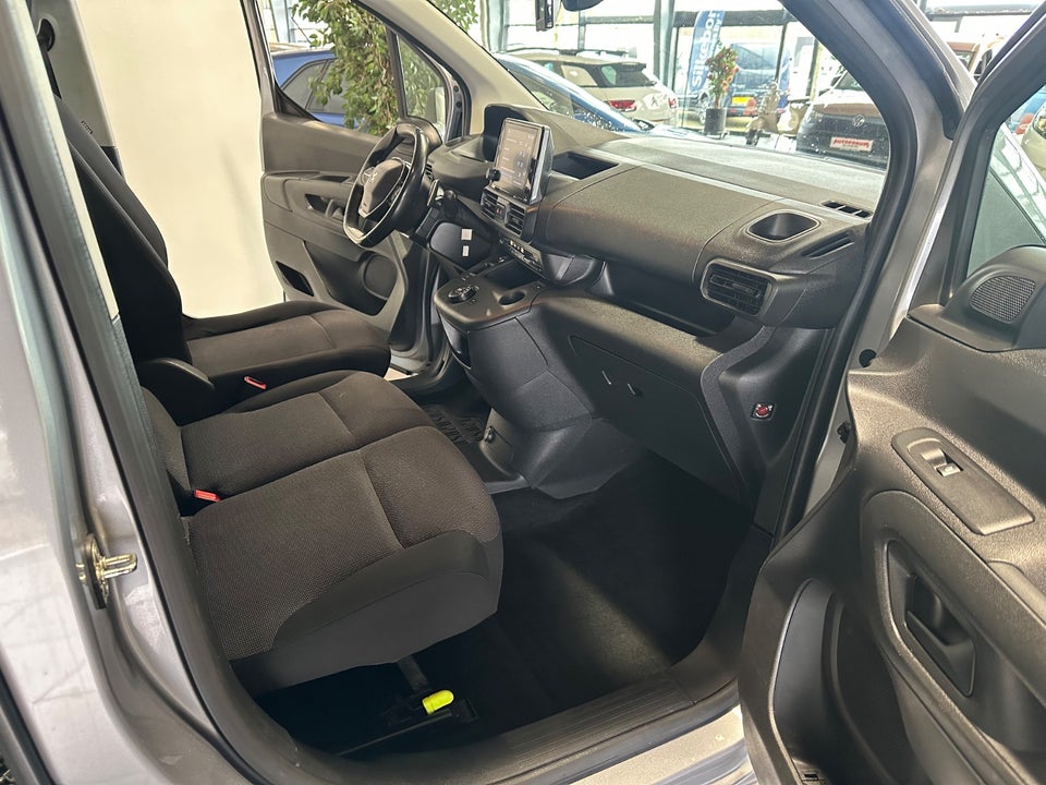 Peugeot Partner 1,5 BlueHDi 130 L2V2 Ultimate EAT8 Van