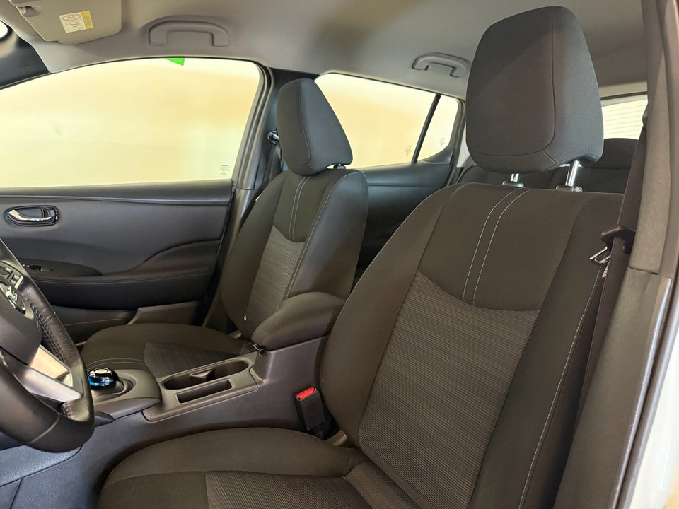 Nissan Leaf 40 Acenta 5d